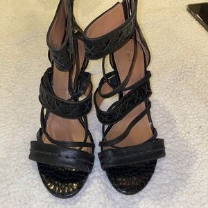 BCBGMAXAZRIA HEELS